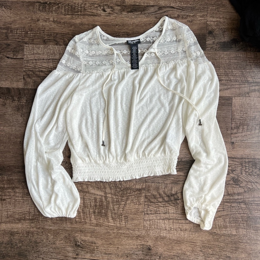 NWOT Wrangler Cream Lace Blouse